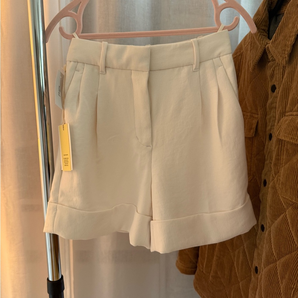 Aritzia Wilfred Labyrinth Shorts (Brand New)